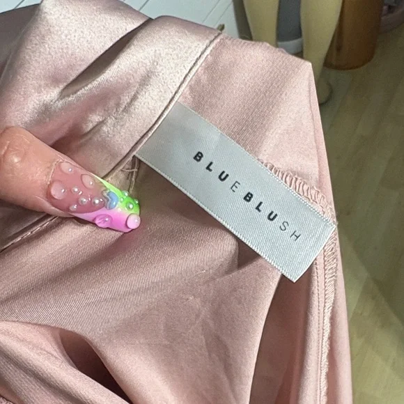 Rose Satin Longline Trench Coat with Tie Belt - Picture 9 of 10